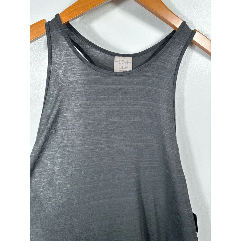 DYI Define Your Inspiration Lightweight Black Tank Top NWT Size Medium Workout